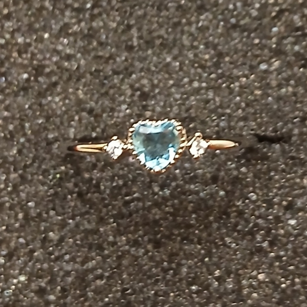 🩵Sterling Silver Ring with Blue Stone 🩵